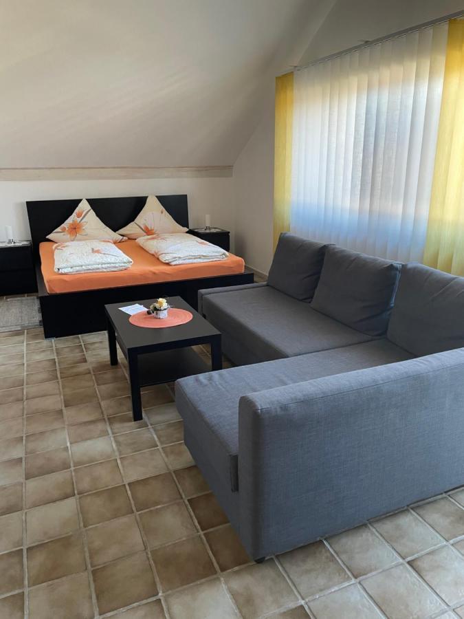 Zimmer In Lautrach Eksteriør bilde