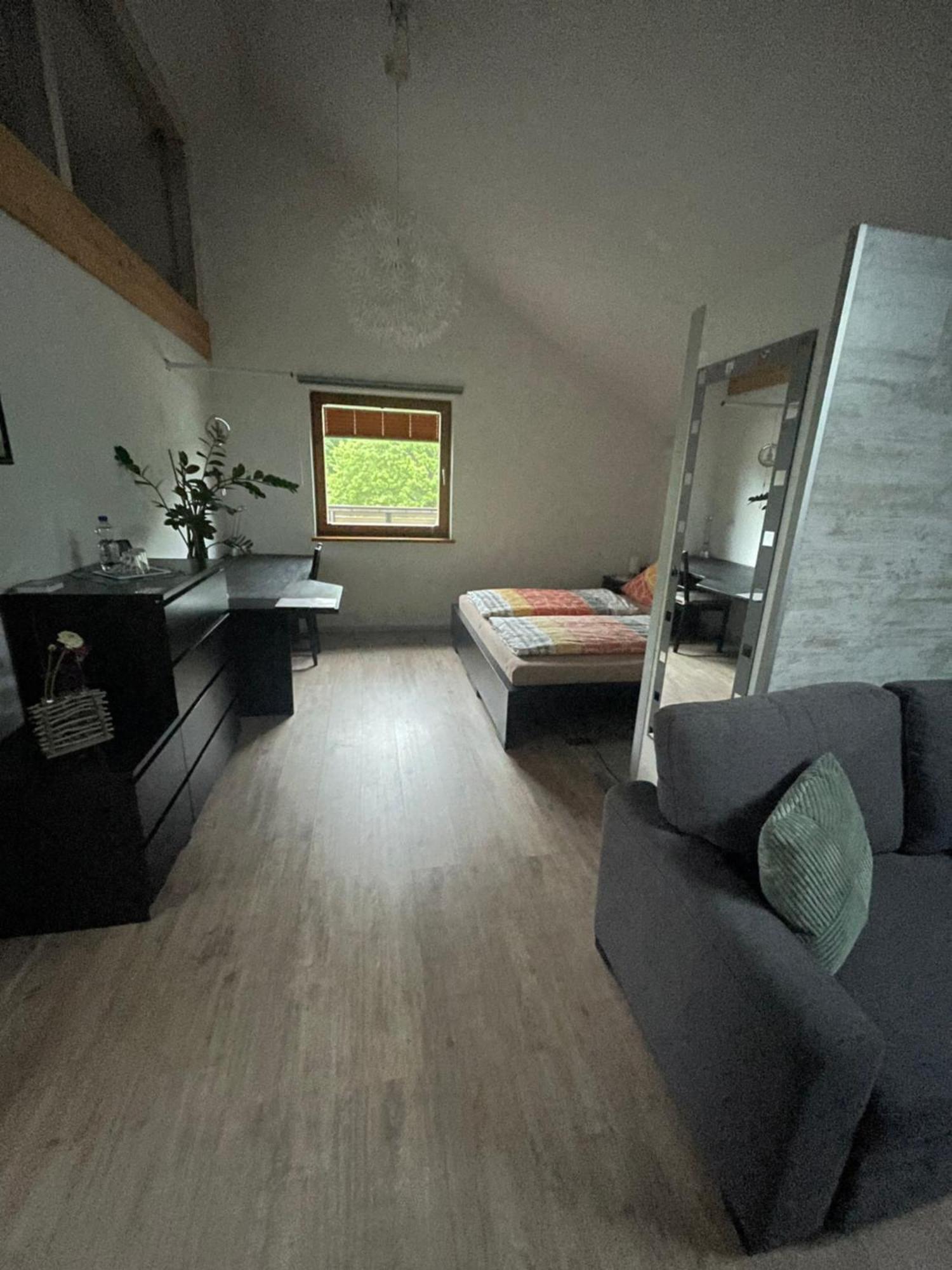 Zimmer In Lautrach Eksteriør bilde